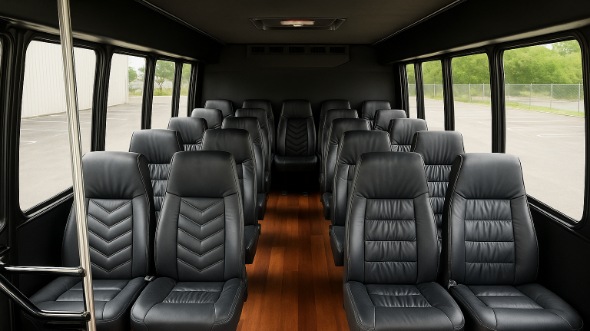 kokomo 18 passenger minibus rental