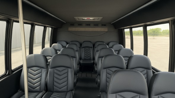 kokomo 30 passenger minibus rental